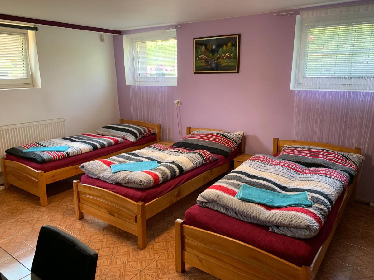 Pension Milada Klecany Екстер'єр фото